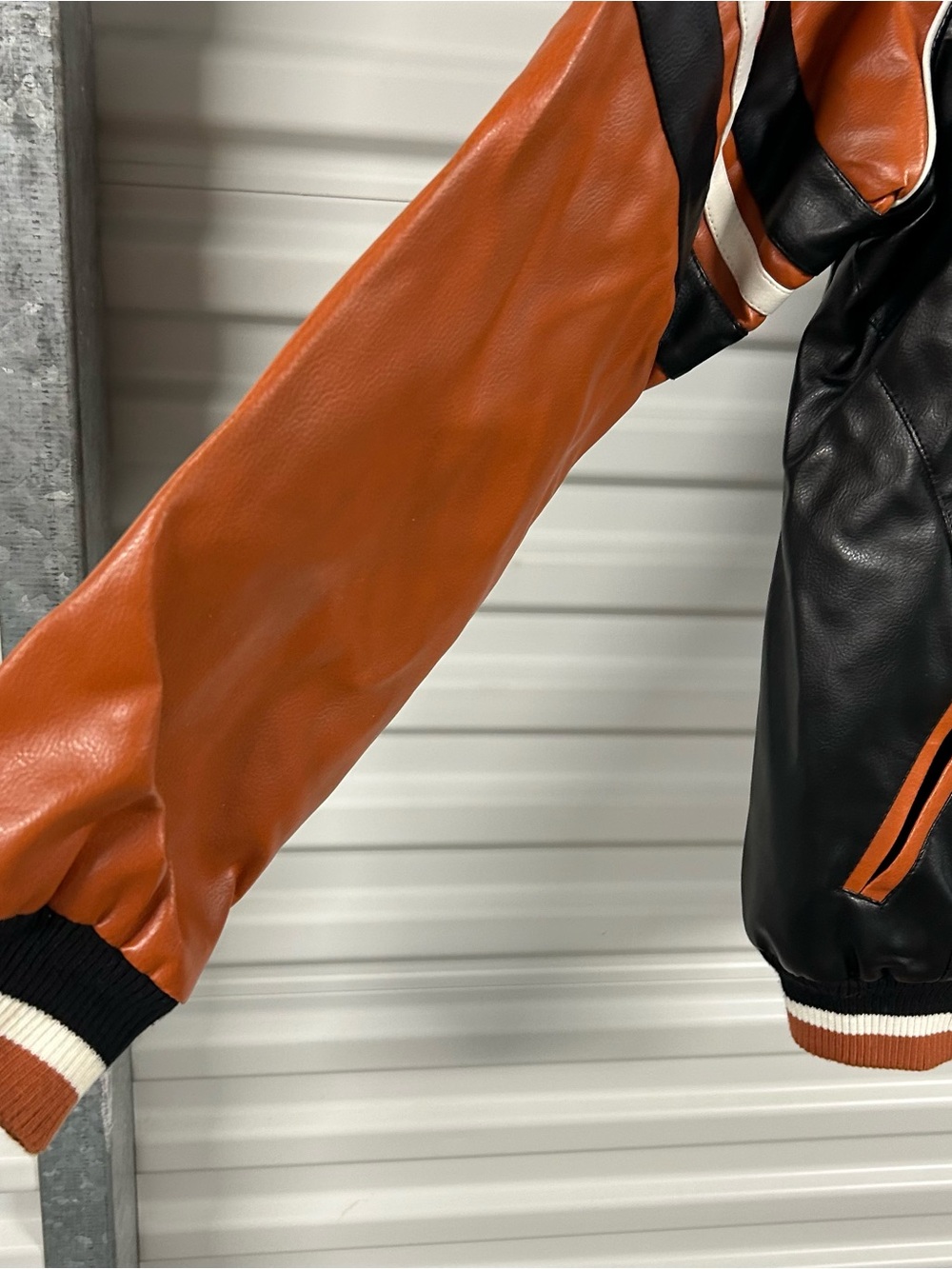 Texas Longhorns Black & Burnt Orange Leather Team Jacket - Picture 5 of 10